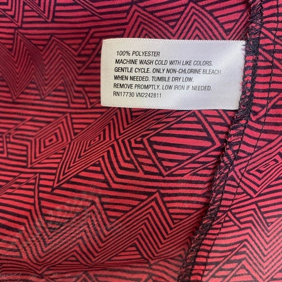 Xhilaration Red Sheer Geometric Print Sleeveless Collard Blouse Heart Cutouts - Picture 4 of 6